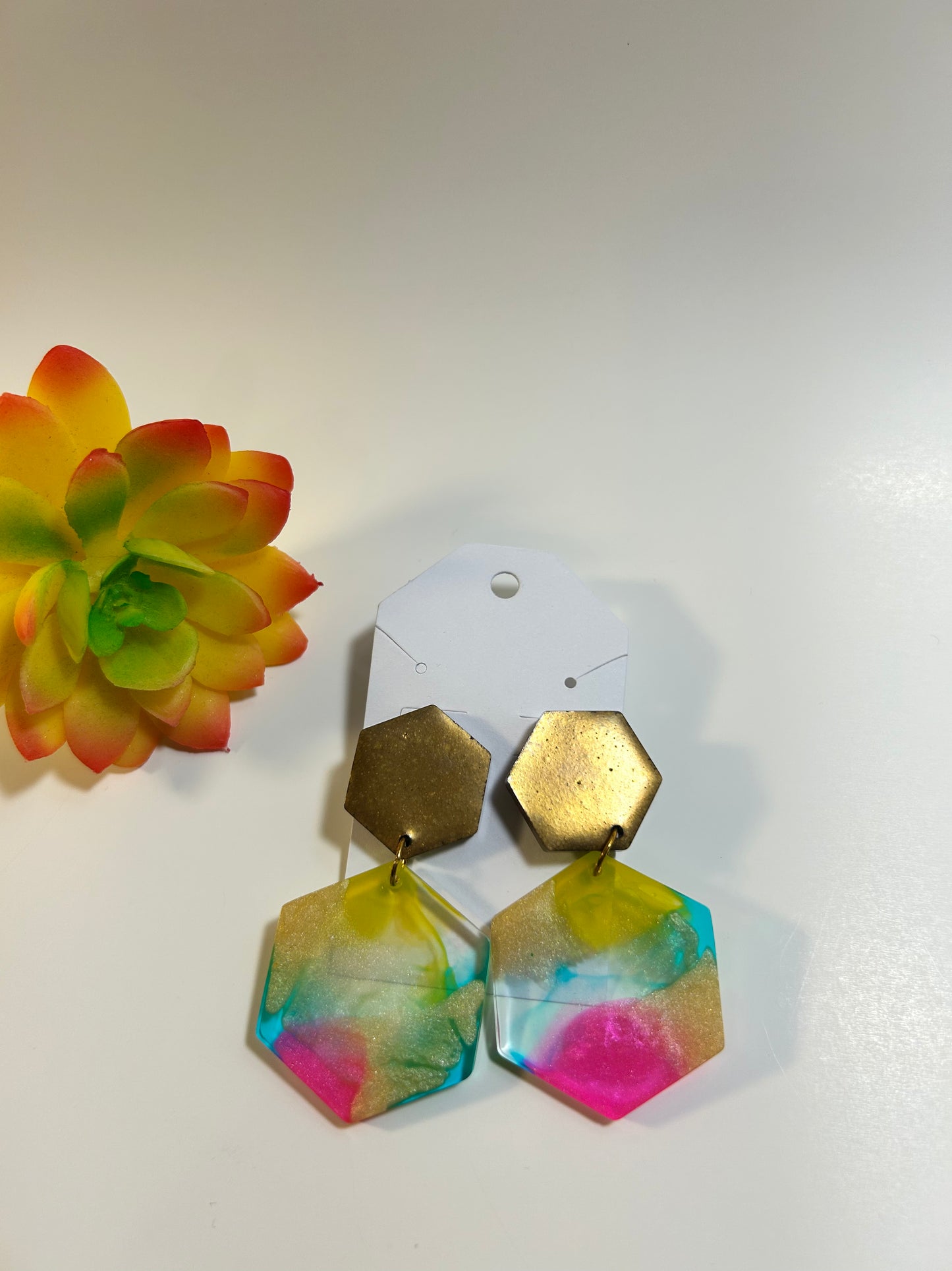 Double hexagon earring with multicolor