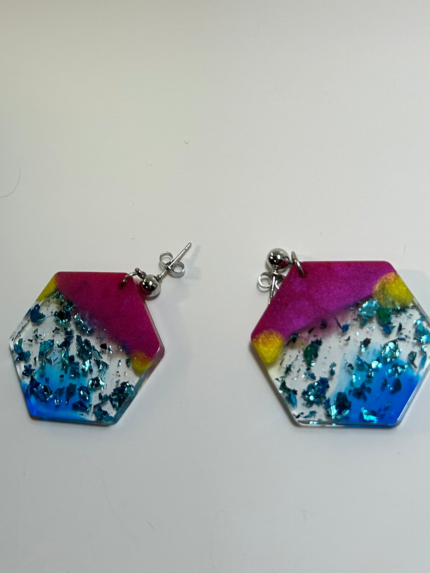 Double hexagon earring with multicolor
